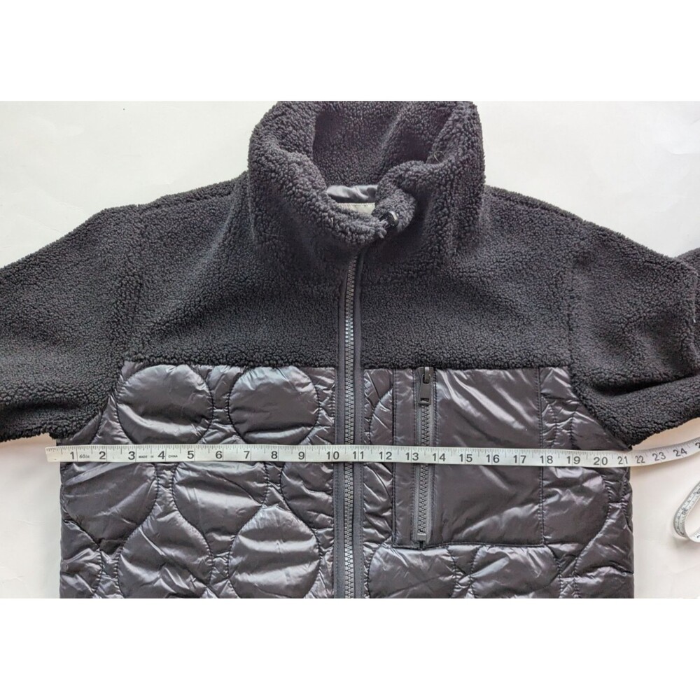 Koolaburra by UGG Jacket Women's M-L ? Reversible Sherpa Puffer Black - Picture 10 of 10